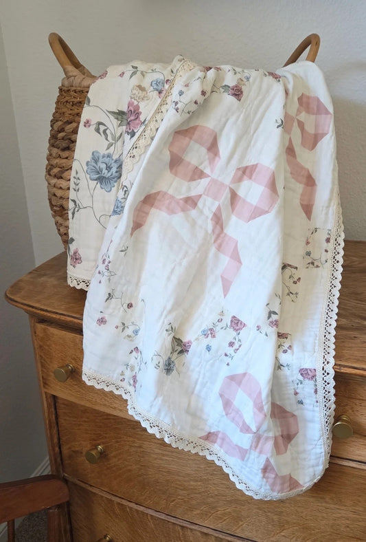 Bows and Florals Patchwork Quilted Gauze Blanket