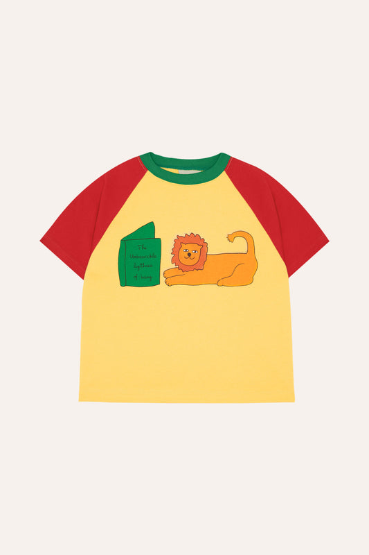The Campamento - Reading Lion T-shirt