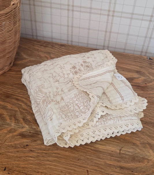Ida Homestead Toile De Jouy Quilted Gauze Blanket