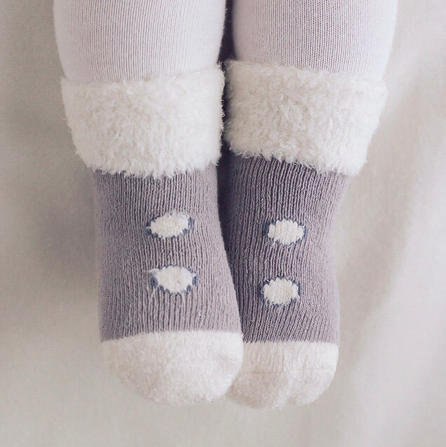 Snug Button Socks - Silver